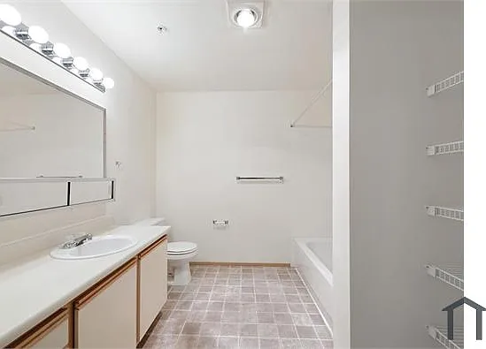 410 Capitol Way N #118 — Photo 8