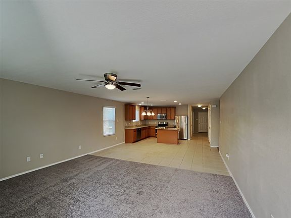 4th image of 1108 Hickory Bend Ln