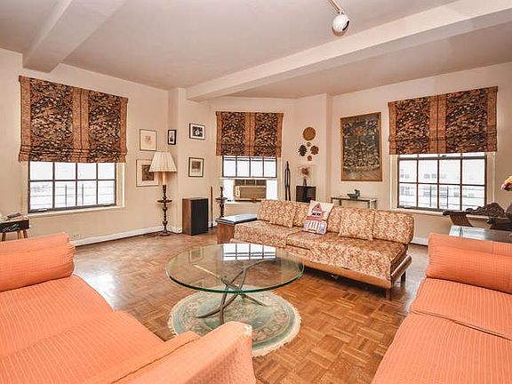 4th image of 1 5th Ave APT 10G