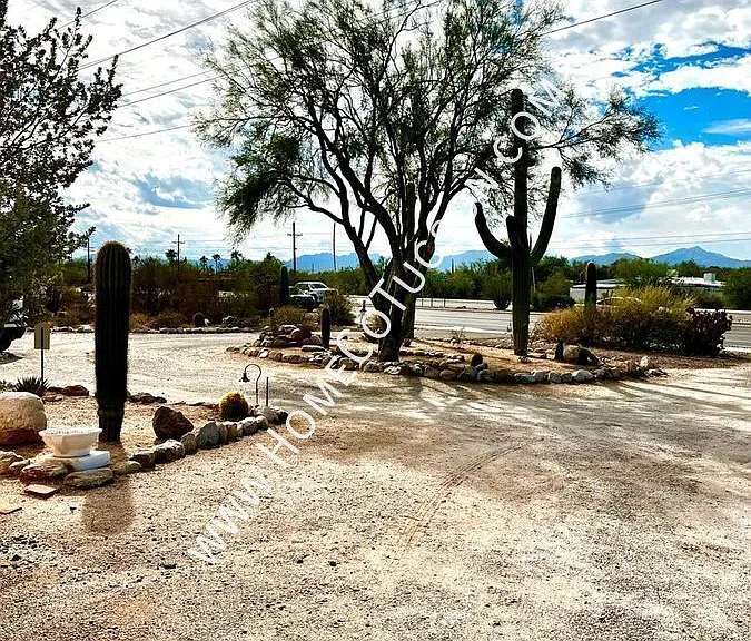 7424 N La Canada Dr #C — Photo 2