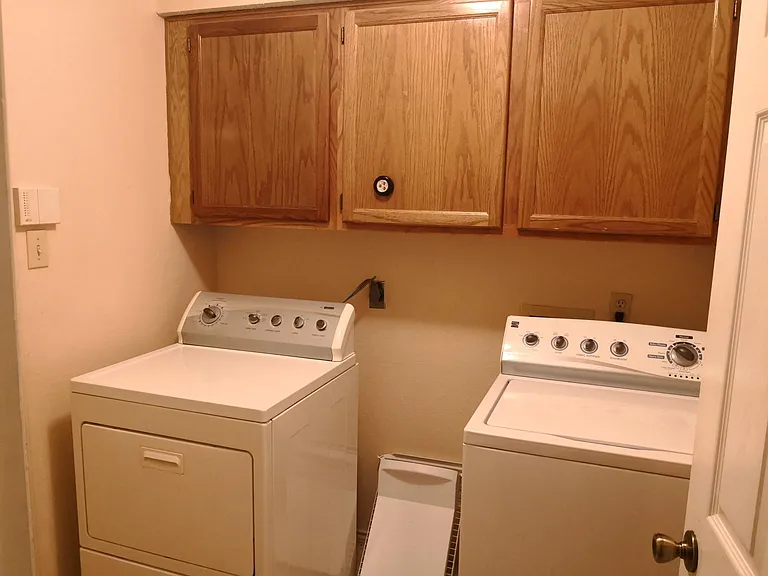 17820 Park Valley Dr — Photo 20