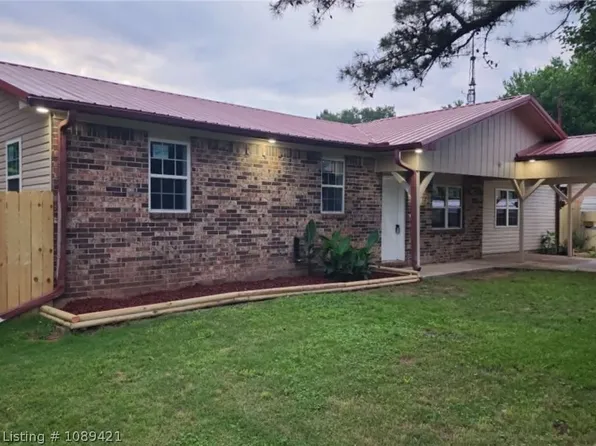 717 S Hancock St, Charleston, AR 72933