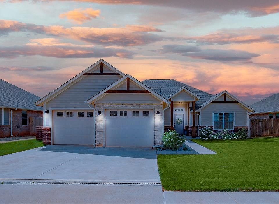 1st image of 16001 Villa Valeria Way