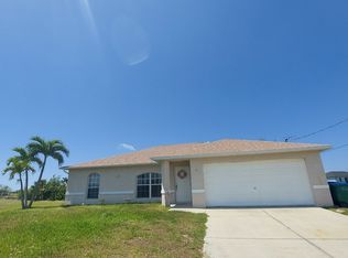 18 NW 29th Pl, Cape Coral, FL 33993