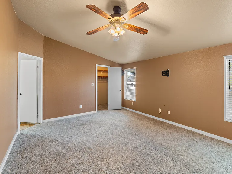 2690 S Highway 191 — Photo 16