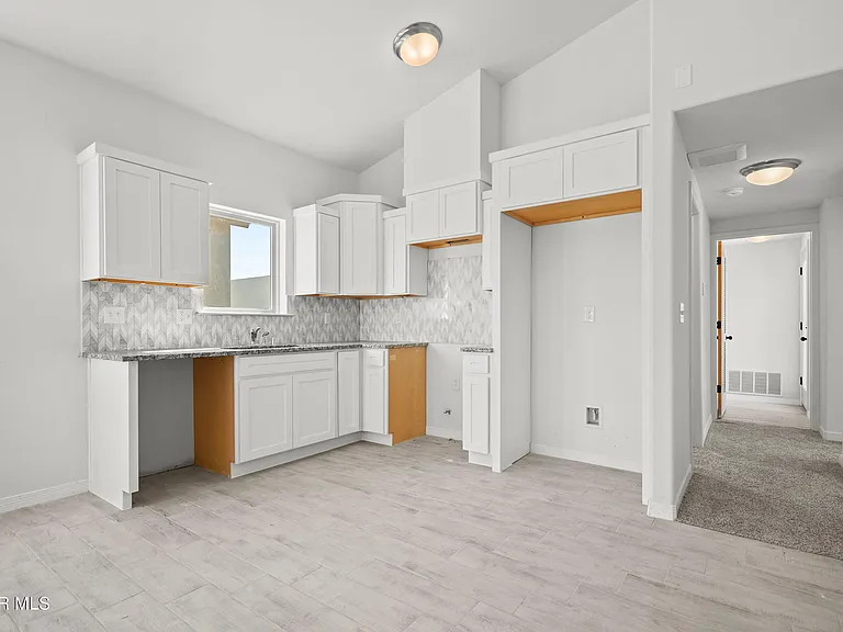 14372 Bill Lazor Pkwy — Photo 11