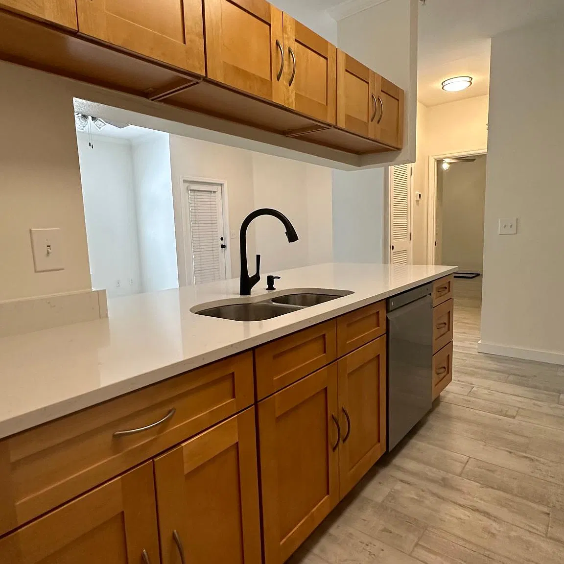 160 Veracruz Dr — Photo 1