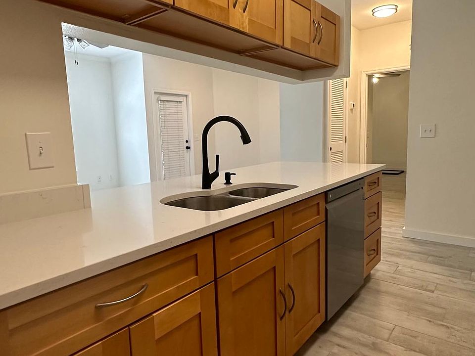 1st image of 160 Veracruz Dr Unit 414