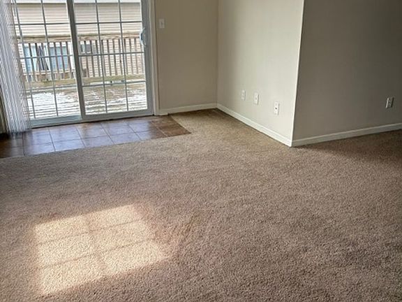 5th image of 7464 Huntington Dr #6