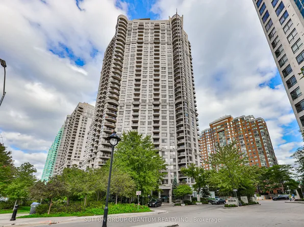 310 Burnhamthorpe Rd W, Mississauga, ON