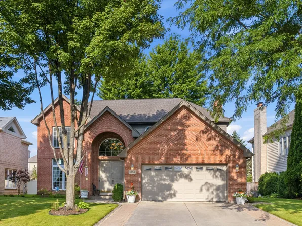 9254 Nagle Ave, Morton Grove, IL 60053