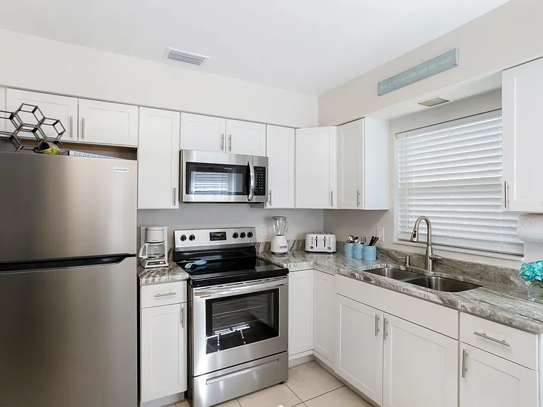 1253 Friar Tuck Ln #1253 — Photo 10