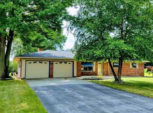 3093 W Navaho Trl, Hemlock, MI 48626