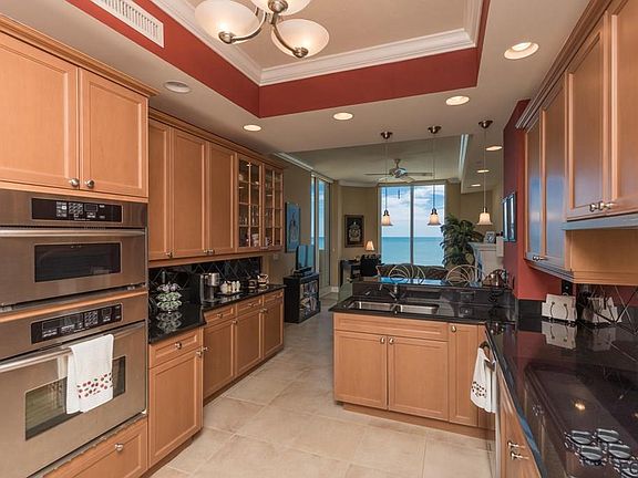 4th image of 7 Avenue De La Mer APT 902