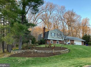 2 Kings House Ct, Silver Spring, MD 20905