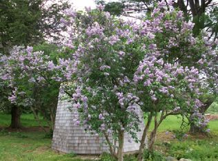 16 N Main St, Petersham, MA 01366