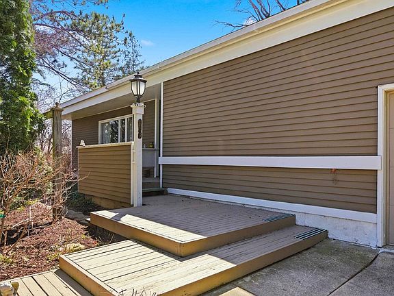 3rd image of 3217 Nottingham Way