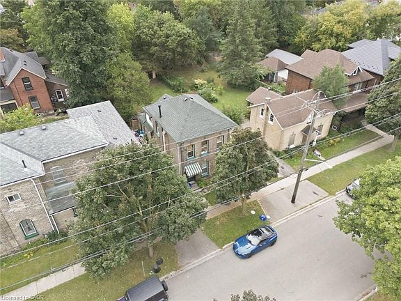 4th image of 45 East Ave