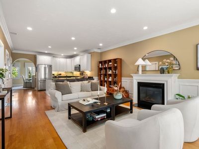 115 W 3rd St, South Boston, MA, 02127