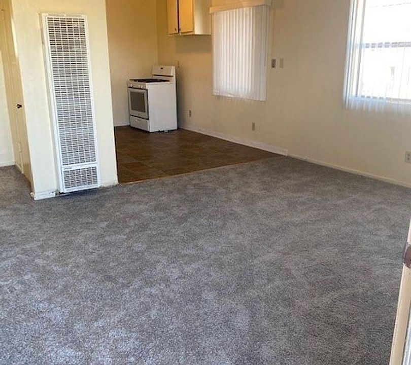 1st image of 8700 S Normandie Ave APT 4