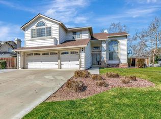 265 Bonnie Ln, Hollister, CA 95023