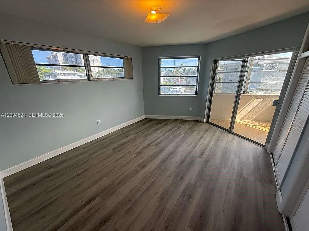 Sky Lake Gardens No 2 Con — Photo 4