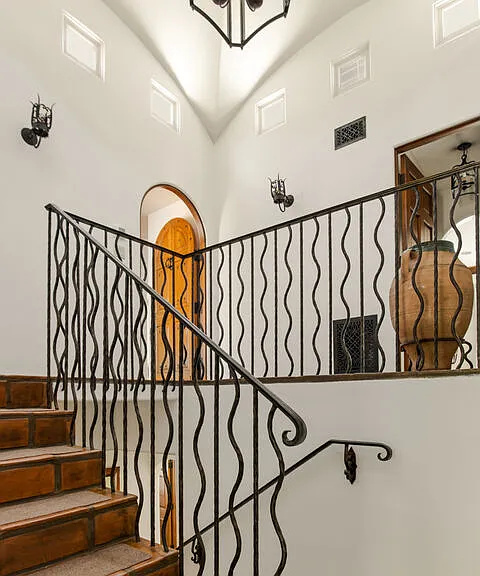 1407 N Beverly Dr — Photo 35