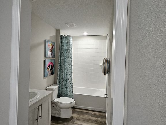 4th image of 37329 Sagemoor Dr