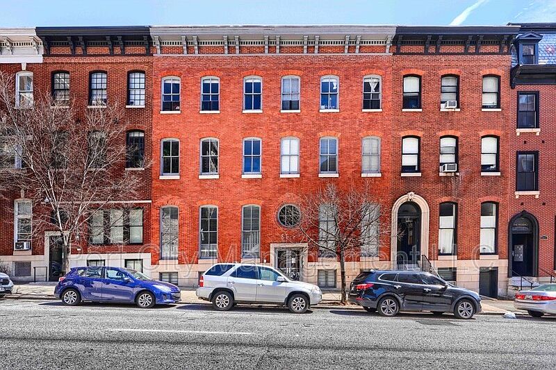 1st image of 1025 Saint Paul St APT 4