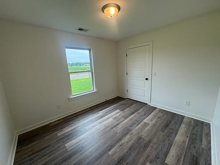 165 Sunlight Cir — Photo 12