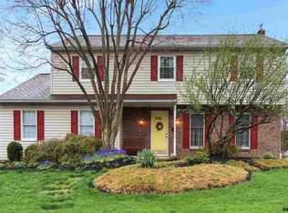 4145 Abbey Ln, York, PA 17402