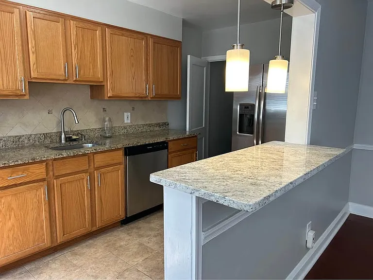 243 Brandon Rd — Photo 3