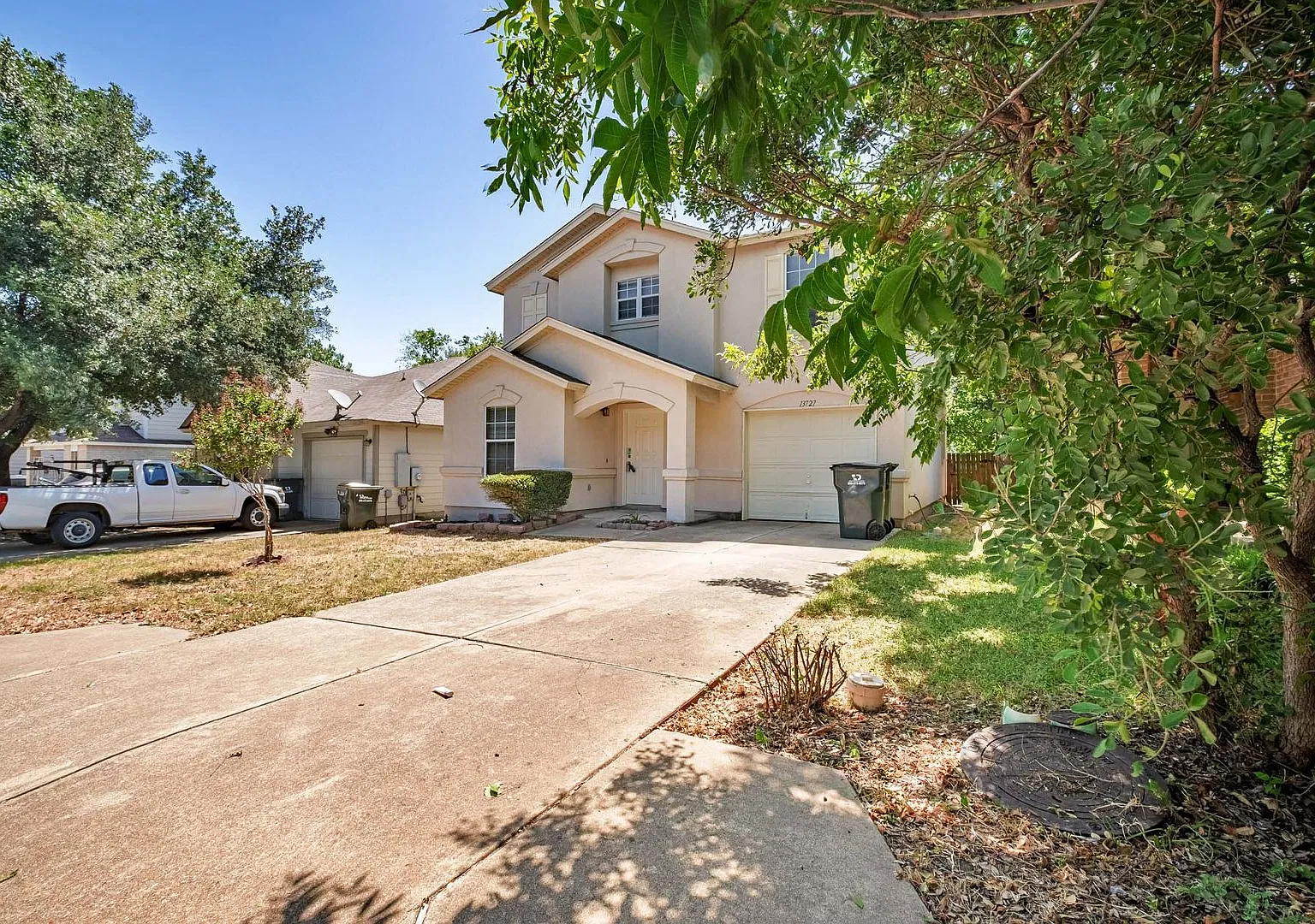 Practical 4 Bedroom, 2.5 Bath, 2-Story Home in Pflugerville — Photo 2