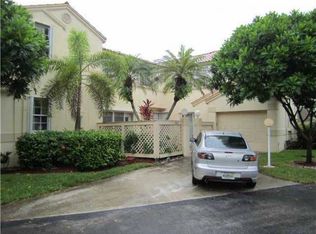 11071 Nautilus Dr, Cooper City, FL 33026