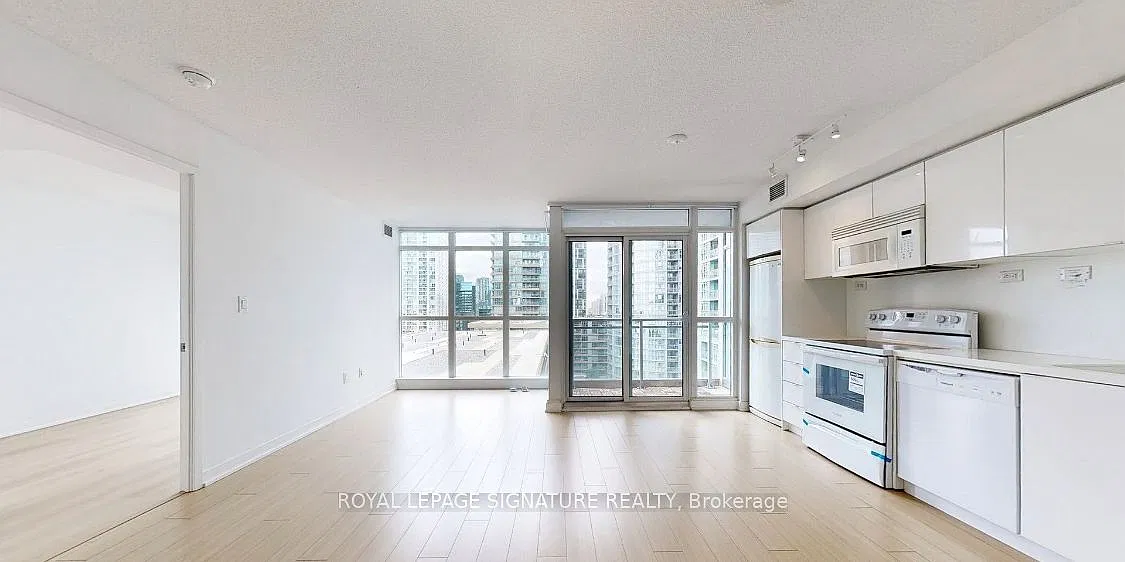 2 bed, $2,600 — Photo 4