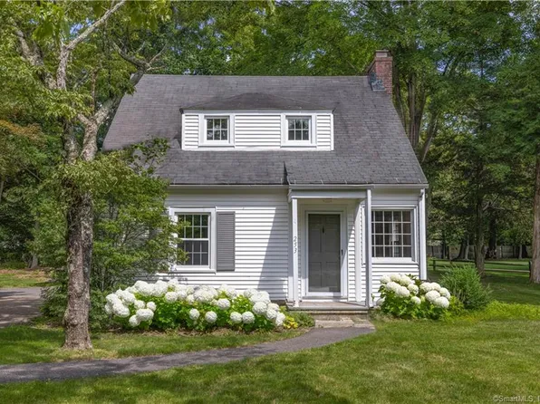 253 Lyons Plain Road, Weston, CT 06883