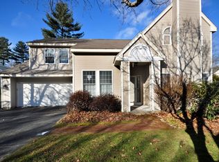 12 Hitchingpost Dr, Torrington, CT 06790
