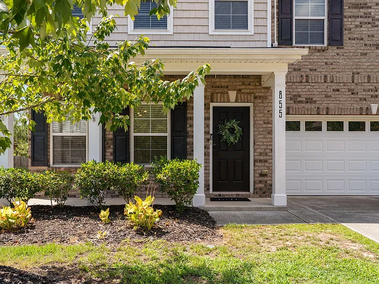855 Ember Dr — Photo 36
