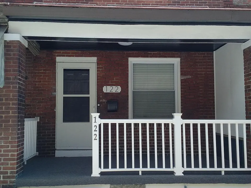 122 Pattison Ave