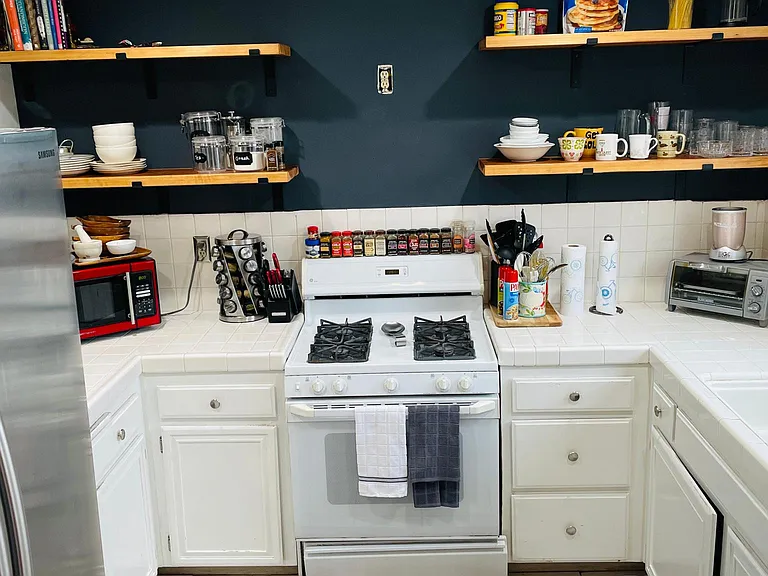 5127 Klump Ave #303 — Photo 6