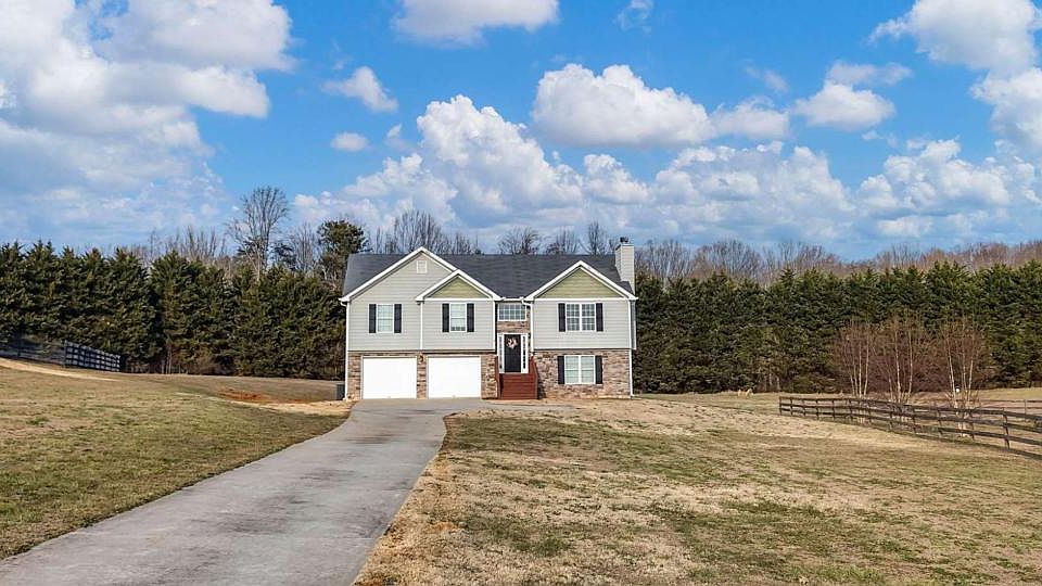 1st image of 8258 Mountain Glen Dr
