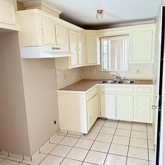 4321 Royal Palm Dr — Photo 9