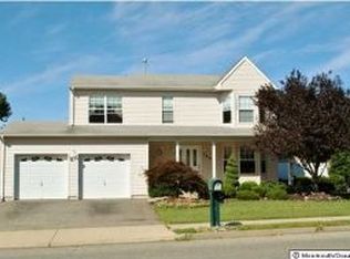 792 Dunedin St, Toms River, NJ