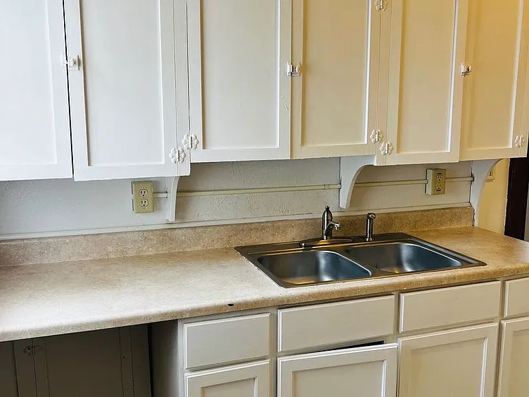 511 N Adams St #3 — Photo 5