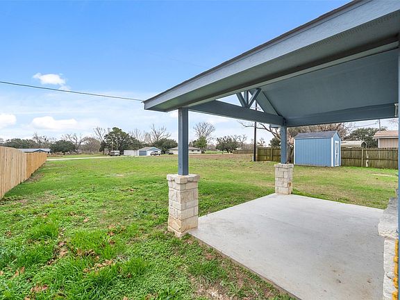 4th image of 17 County Road 243