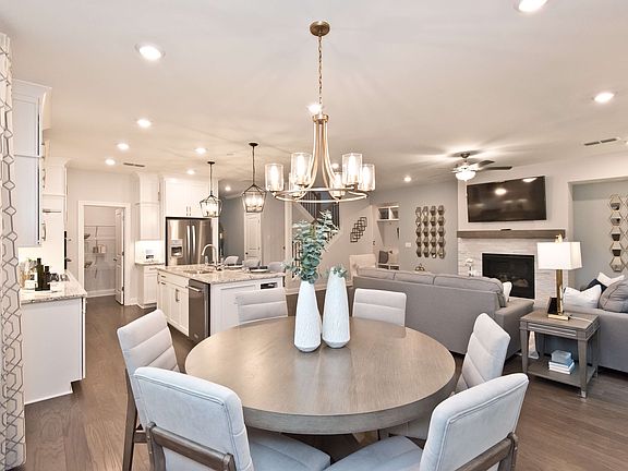 Johnson floorplan modeled at Bethany Manor in Snellville, GA.