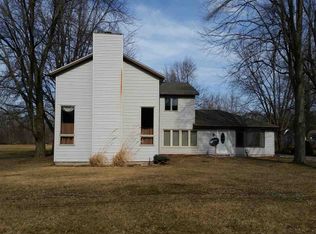 2325 E Tillman Rd, Fort Wayne, IN 46816