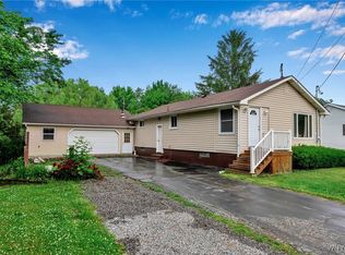 11914 Clinton St, Alden, NY 14004