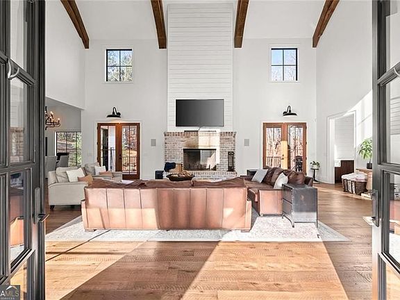 5th image of 874 Holland Rd