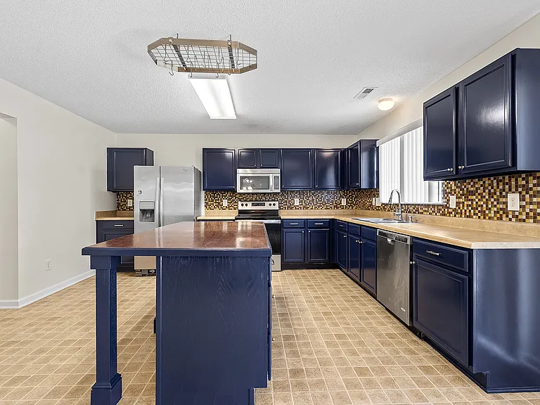 6571 Guard Hill Dr — Photo 22